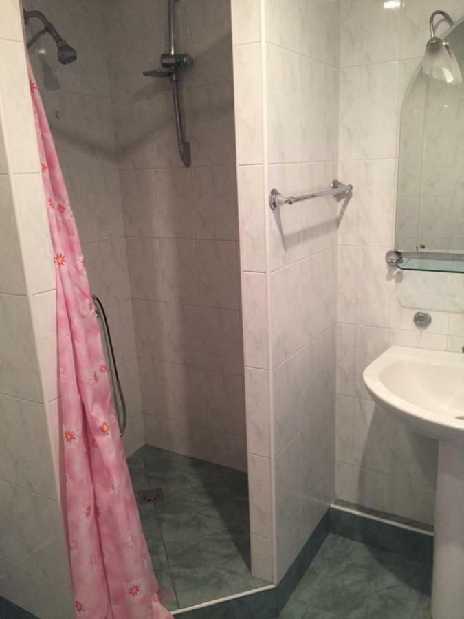 Republic Square Apartment Ереван Екстериор снимка